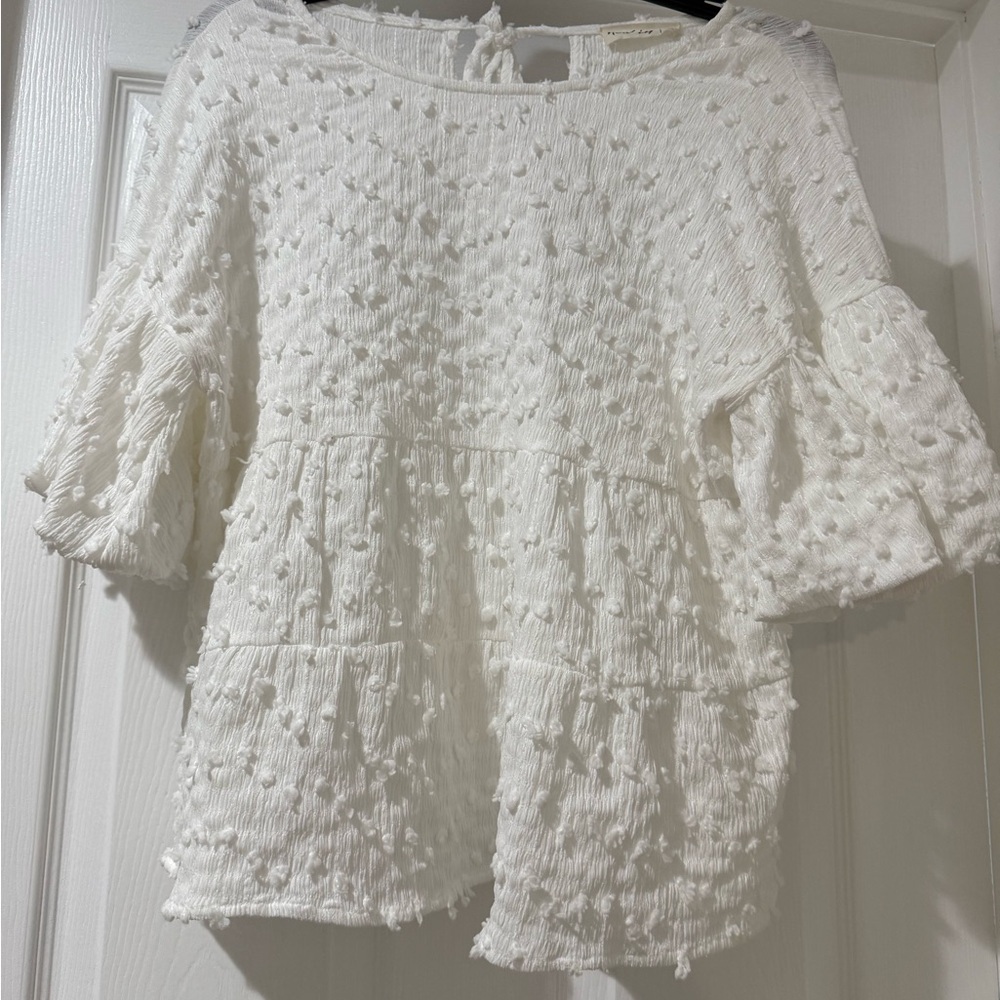Elegant White Textured Women's Top